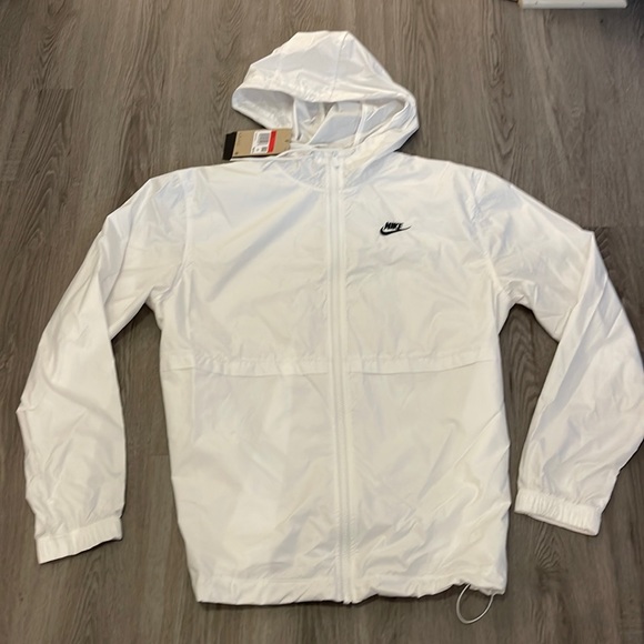NWT Nike windbreaker (FREE leggings) - Picture 2 of 4